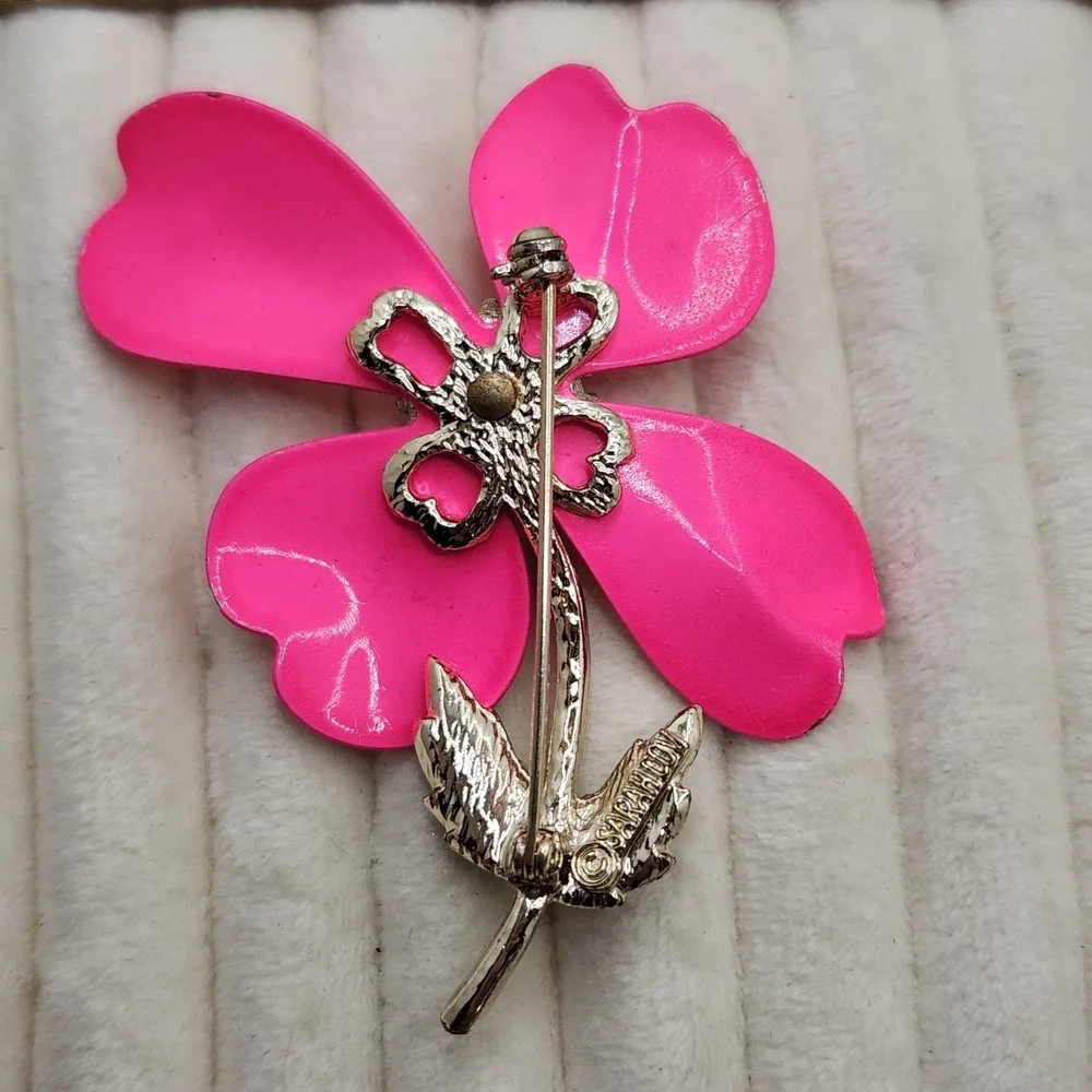 Vintage Hot Pink Enamel Flower Brooch 1960s Sarah Coventry Mod Pop Art Pin